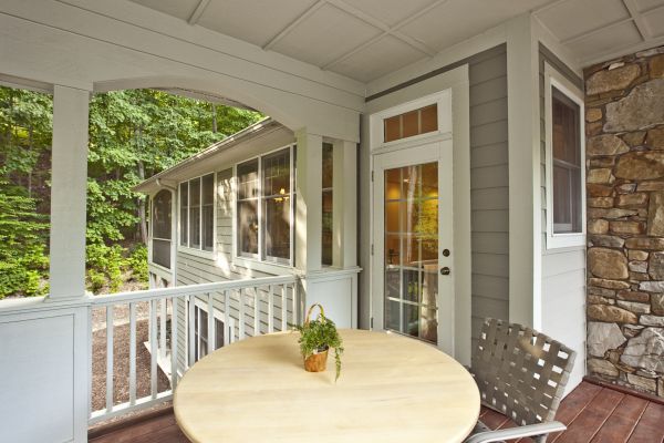 Cost of Covered Porch Installation in Franklin