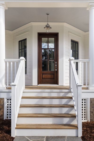 Cost of Stoop Railing Installation in Franklin