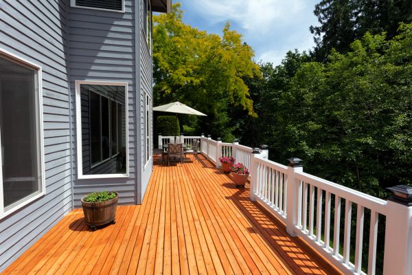 Cost of Cedar Deck Construction in Franklin